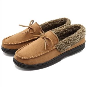 Men’s Memory Foam Slippers Sz 10 moccasins
